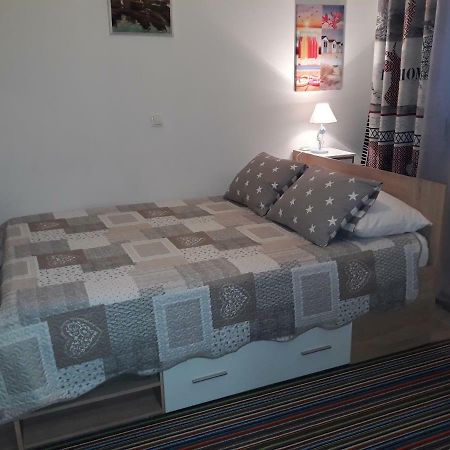 Studio Apartman & Rooms No1 Zara Esterno foto