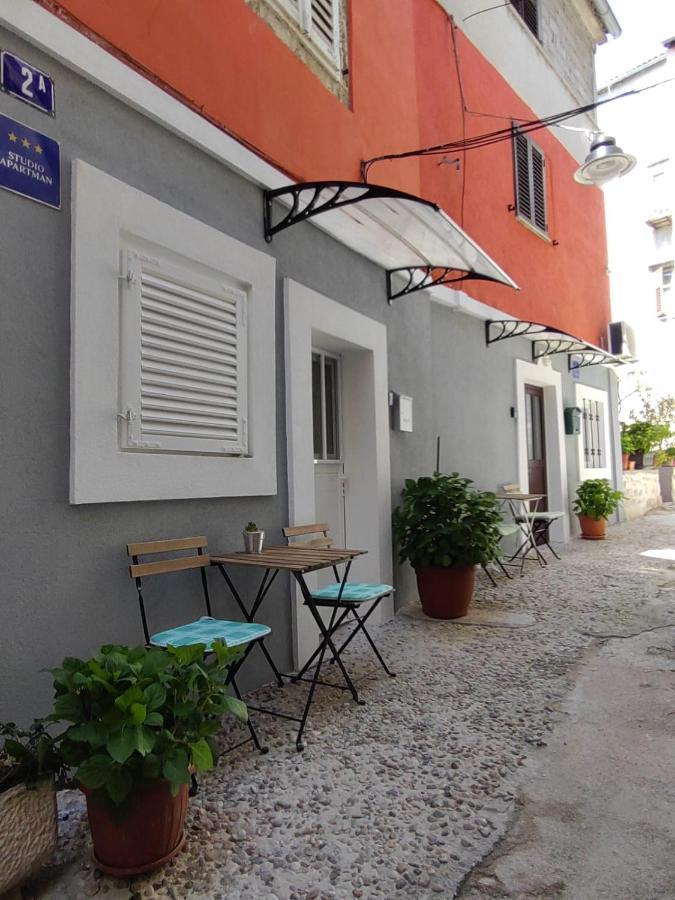Studio Apartman & Rooms No1 Zara Esterno foto