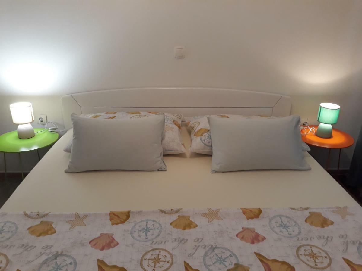 Studio Apartman & Rooms No1 Zara Esterno foto